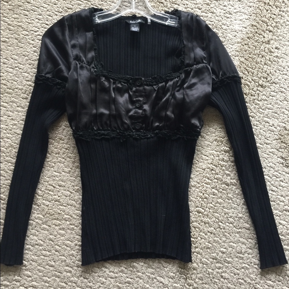 🖤BEAUTIFUL GOTHIC TOP🖤